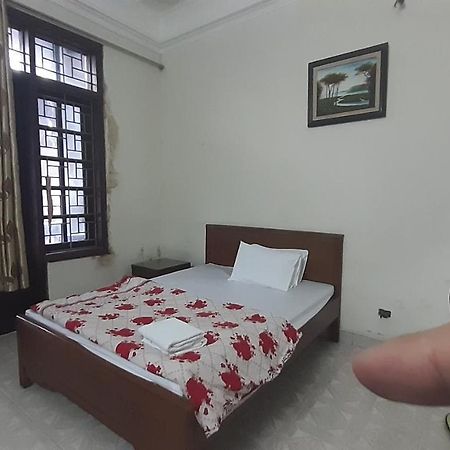 Oyo 681 Hoang Lan Guesthouse 河内 外观 照片