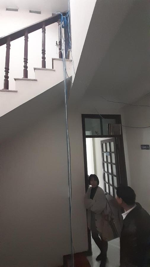 Oyo 681 Hoang Lan Guesthouse 河内 外观 照片