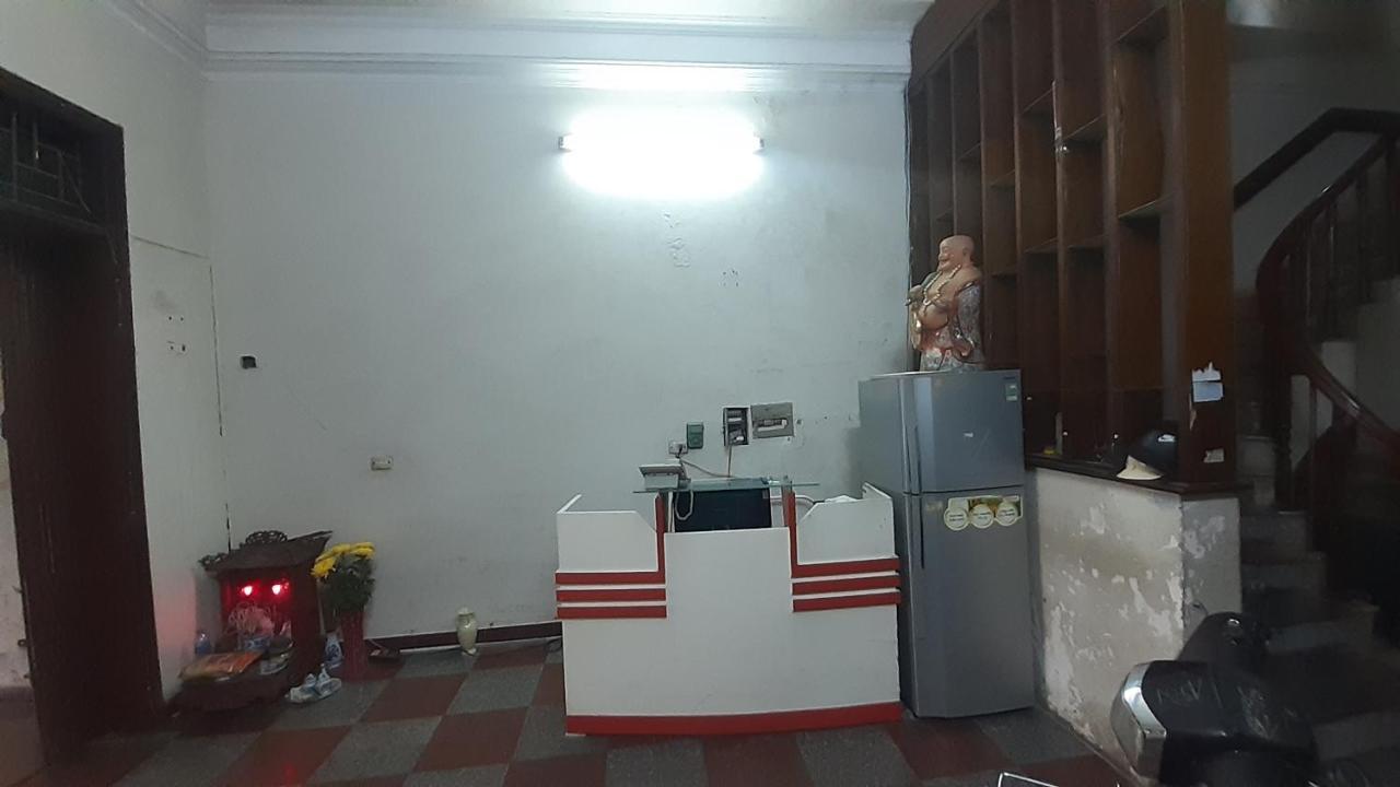Oyo 681 Hoang Lan Guesthouse 河内 外观 照片